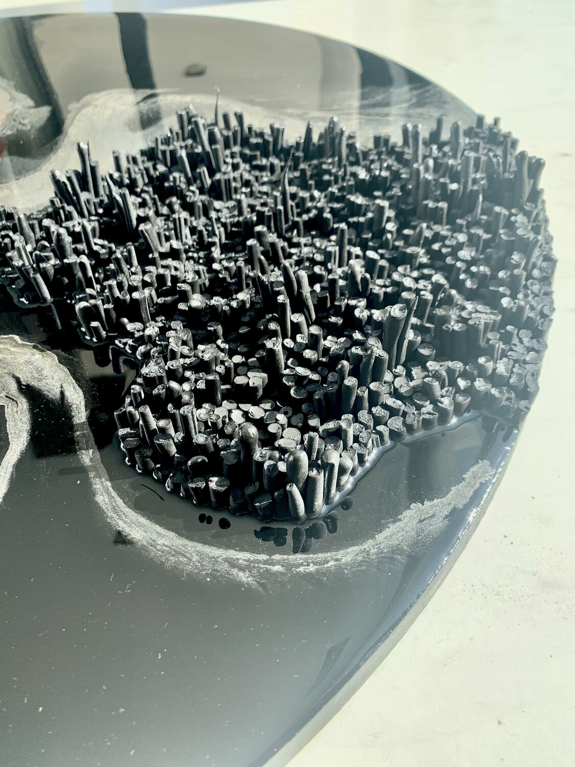 Mister Grey — detail