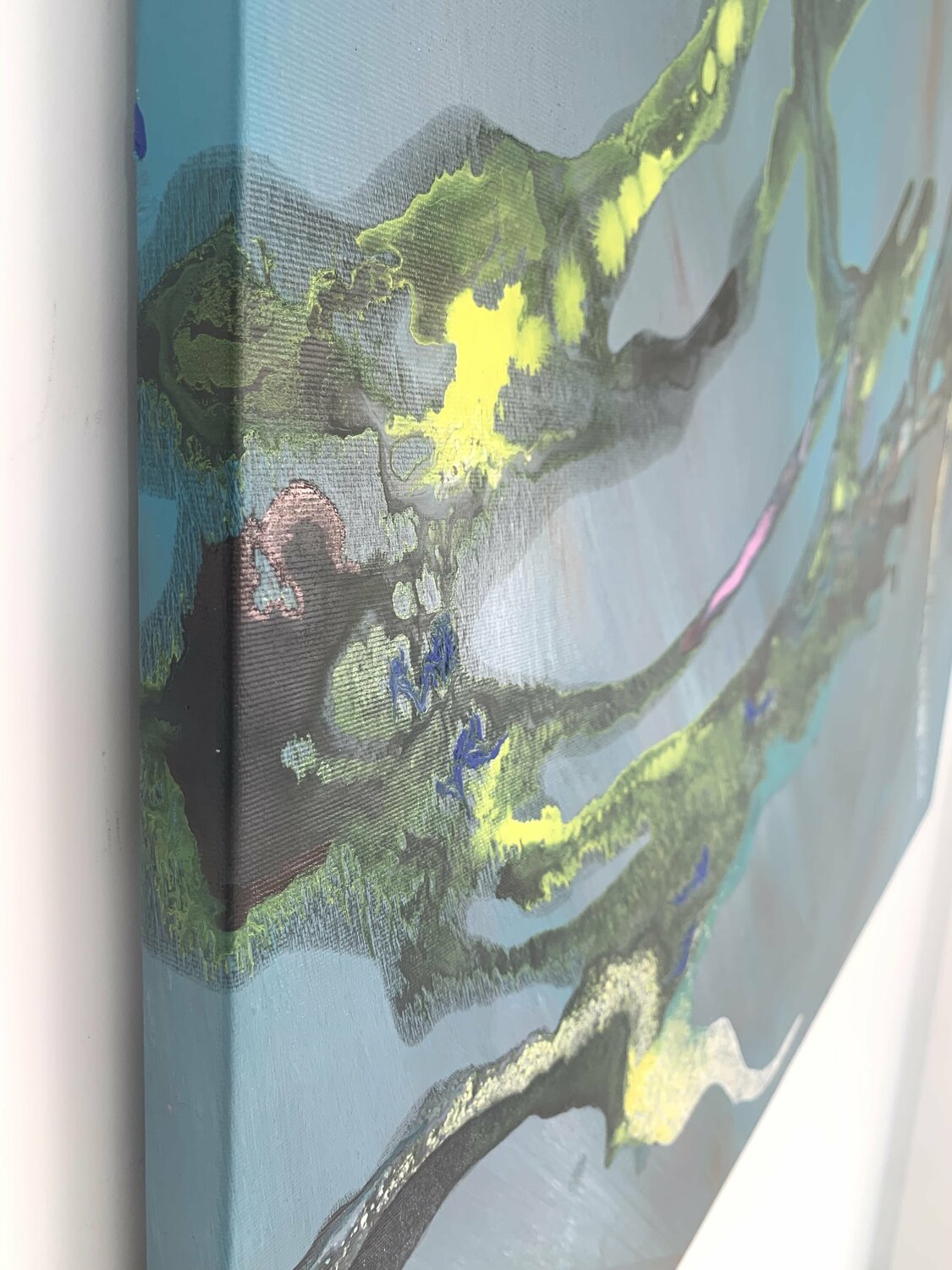 Conected — detail