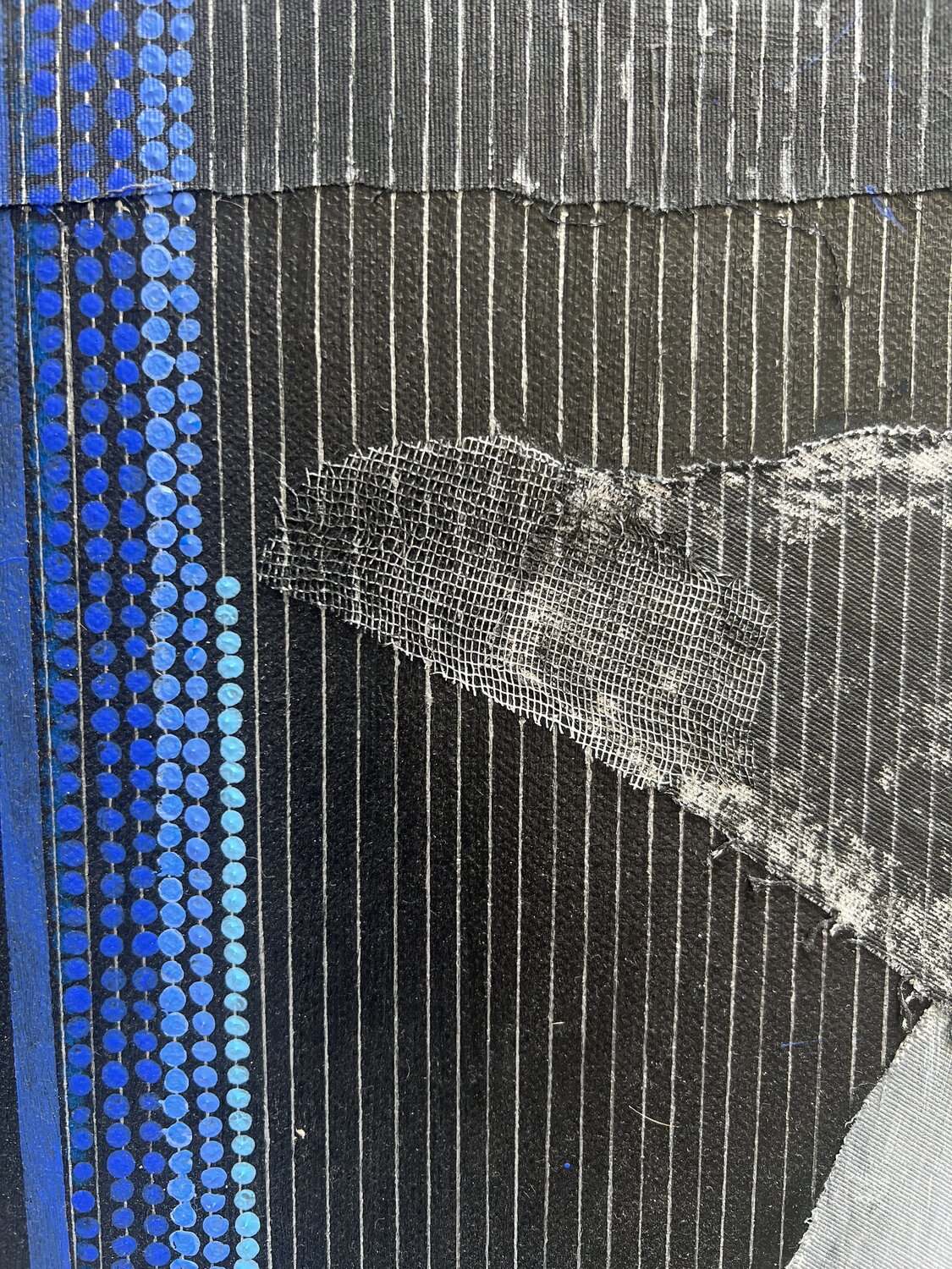 Behind the blue line — detail