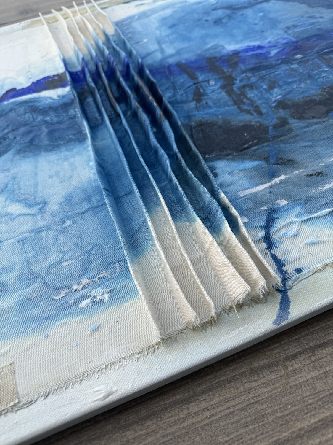 Blue in the distance — detail