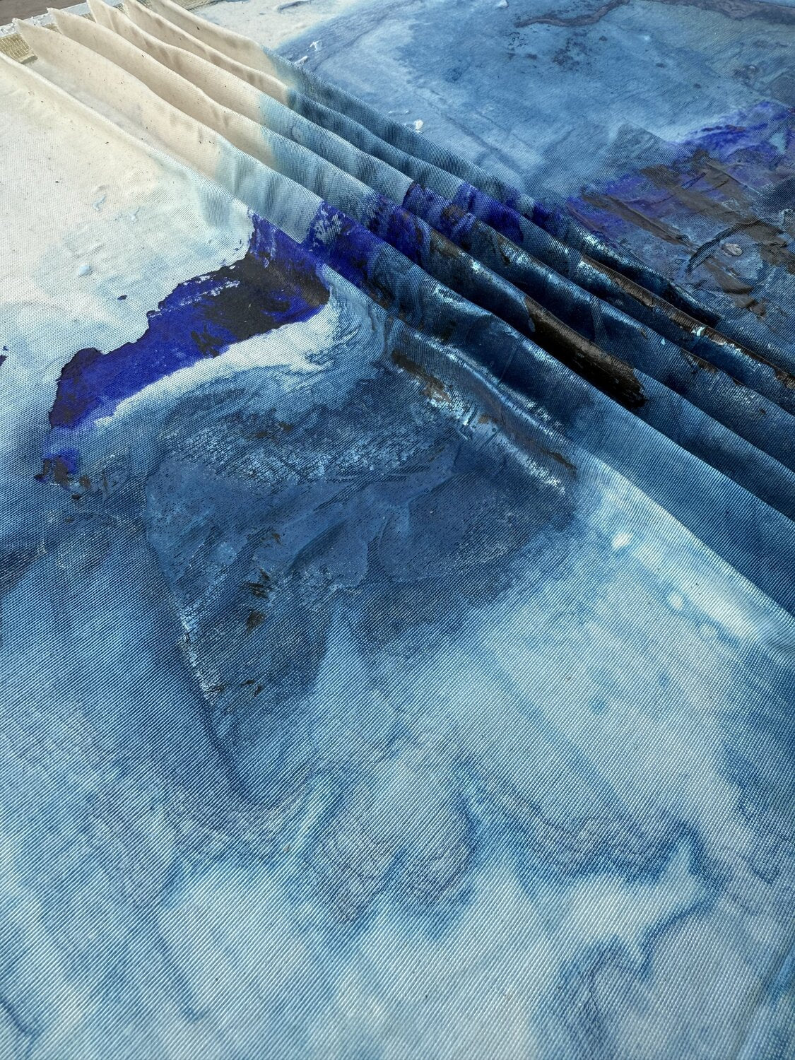 Blue in the distance — detail