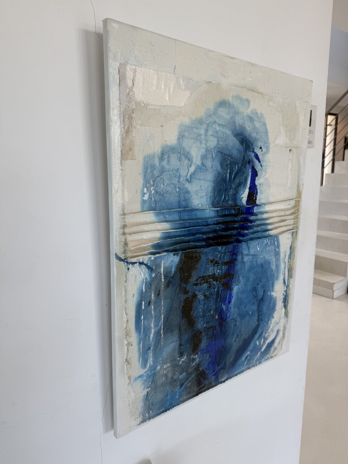 Blue in the distance — detail