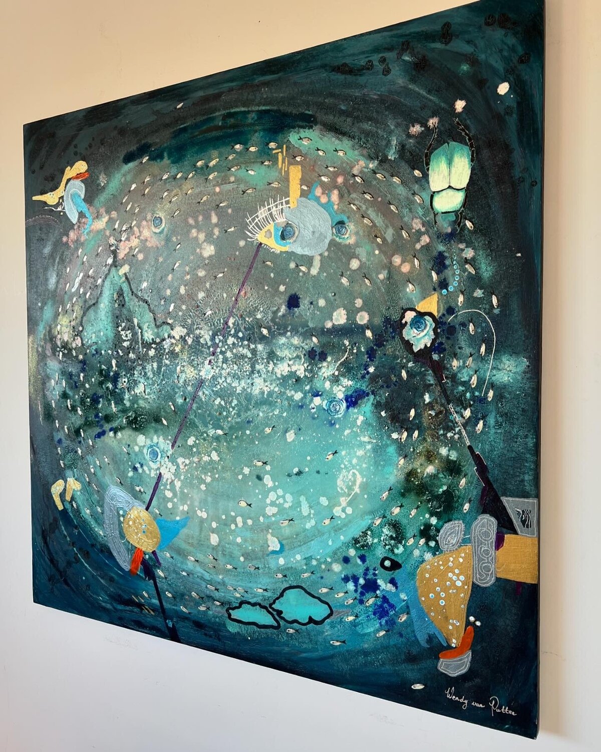 Spinning around — detail