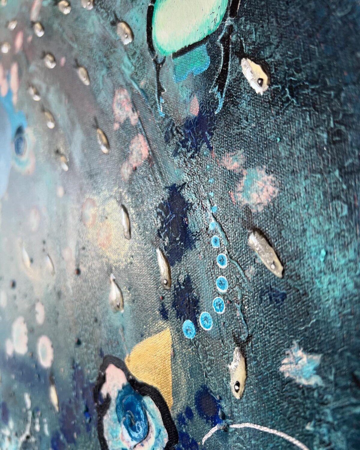 Spinning around — detail