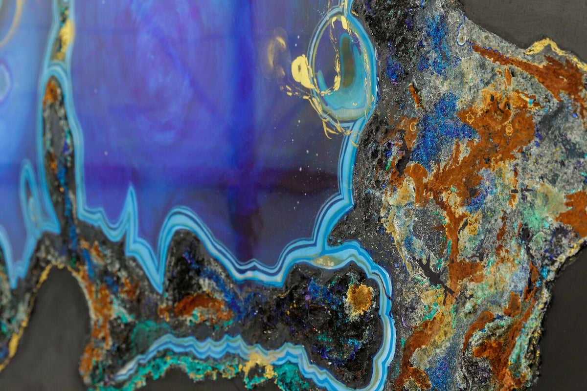 Blue treasure — detail