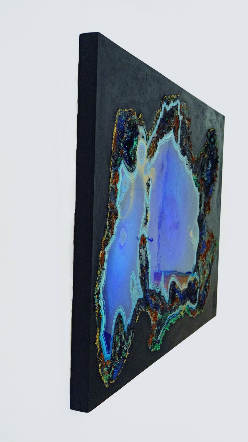 Blue treasure — detail